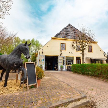 De Oude Smidse Hotel Westernieland Bagian luar foto