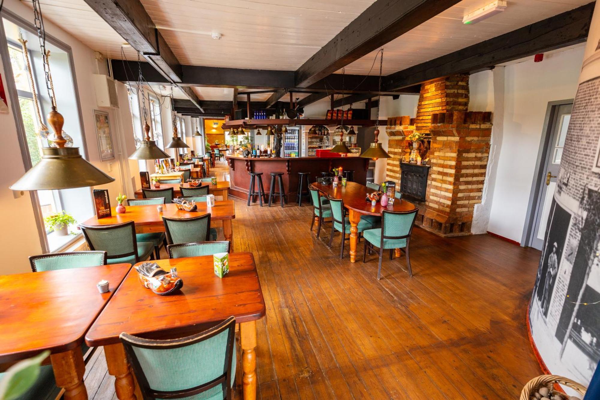 De Oude Smidse Hotel Westernieland Bagian luar foto